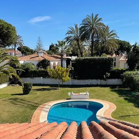 Marbella Villas *