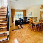 Marbella Villas Vila *
