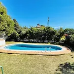 Marbella Villas *